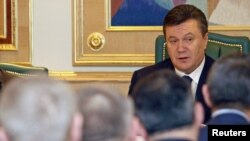 Президент Віктор Янукович виступає перед міністрами новосформованого уряду. Київ, 12 березня 2010 року