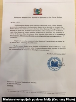 Nota koju je Ivica Dačić delio novinarima u Skupštini Srbije