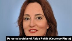 Abida Pehlić, predsjednica udruženja Novi put iz Mostara kaže da je Bosna i Hercegovina identifikovana kao zemlja porijekla žrtava trgovine ljudima, pretežno žena i djece.