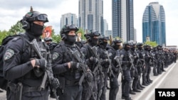 Силовики в Грозному. Чечня.