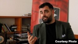 Ragmi Mustafi (na fotografiji, datum nepoznat): U pitanju je nedostatak političke volje Beograda