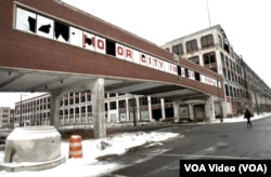 Один из закрытых автозаводов в Детройте, 2013 год