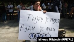 Protest zbog kupovine audija u Banjoj Luci