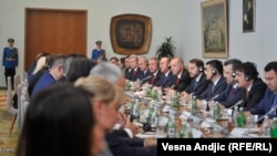 Sastanak srpske i turske delegacije na čelu sa Vučićem i Erdoanom