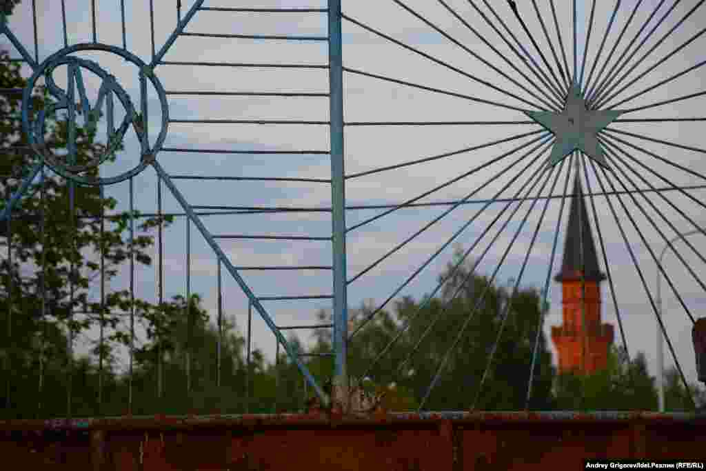 Изнутри виды открываются не менее живописные. 