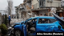 ცეცხლის ნაწილობრივი შეწყვეტა, ყოვლისმომცველი ომი: მკაცრი რეალობა უკრაინასა და რუსეთში სამშვიდობო მოლაპარაკებების ფონზე