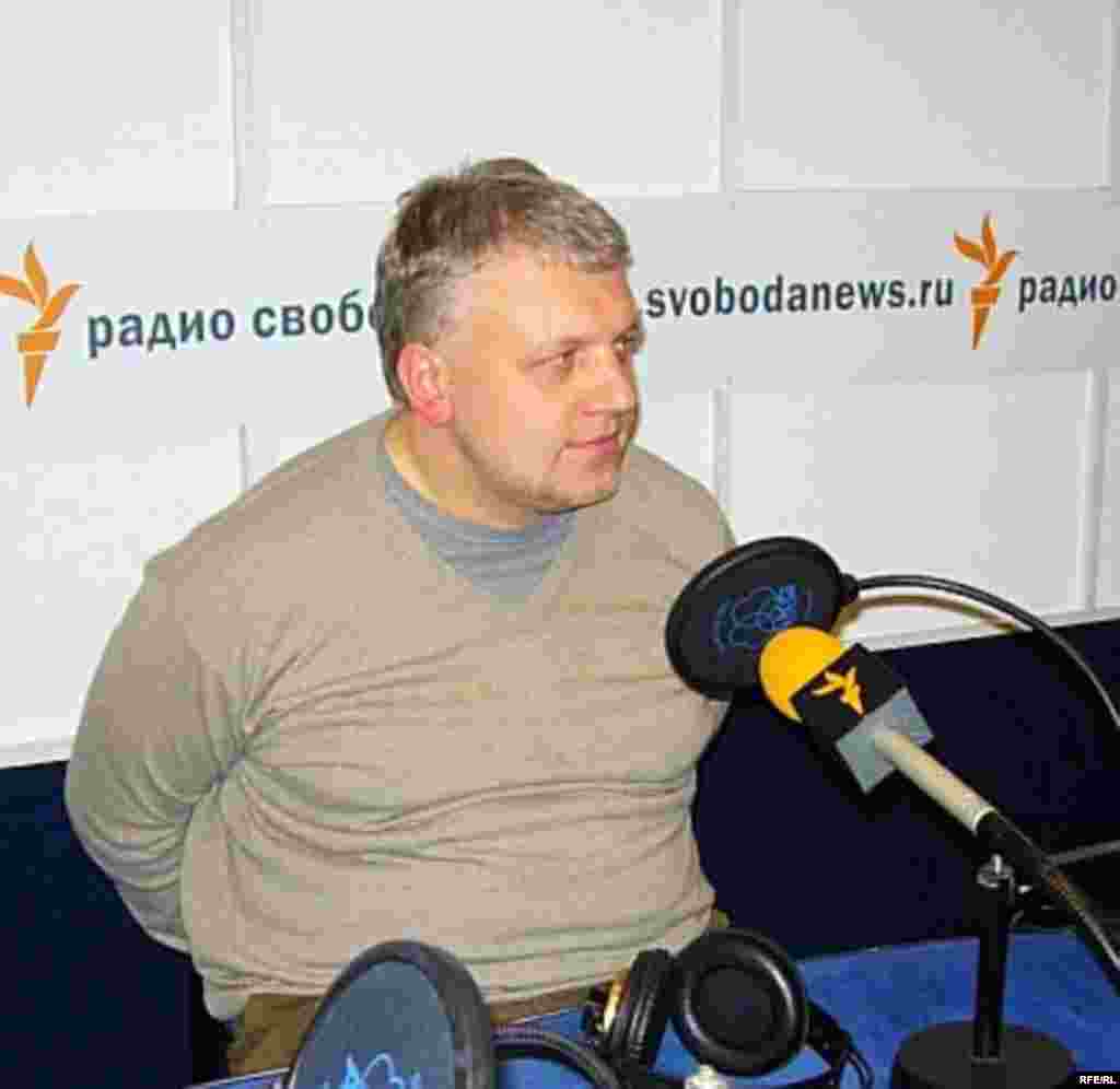 Павел Шеремет в студии Радио Свобода, 2006 год