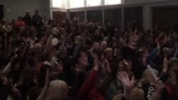 Харків’яни попросять Януковича розпустити парламент Харків’яни попросять Януковича розпустити парламент