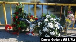 Venci i cveće za ubijene iz Sjeverina