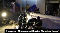 სამაშველო სამუშაოები ნგრევის ადგილას
