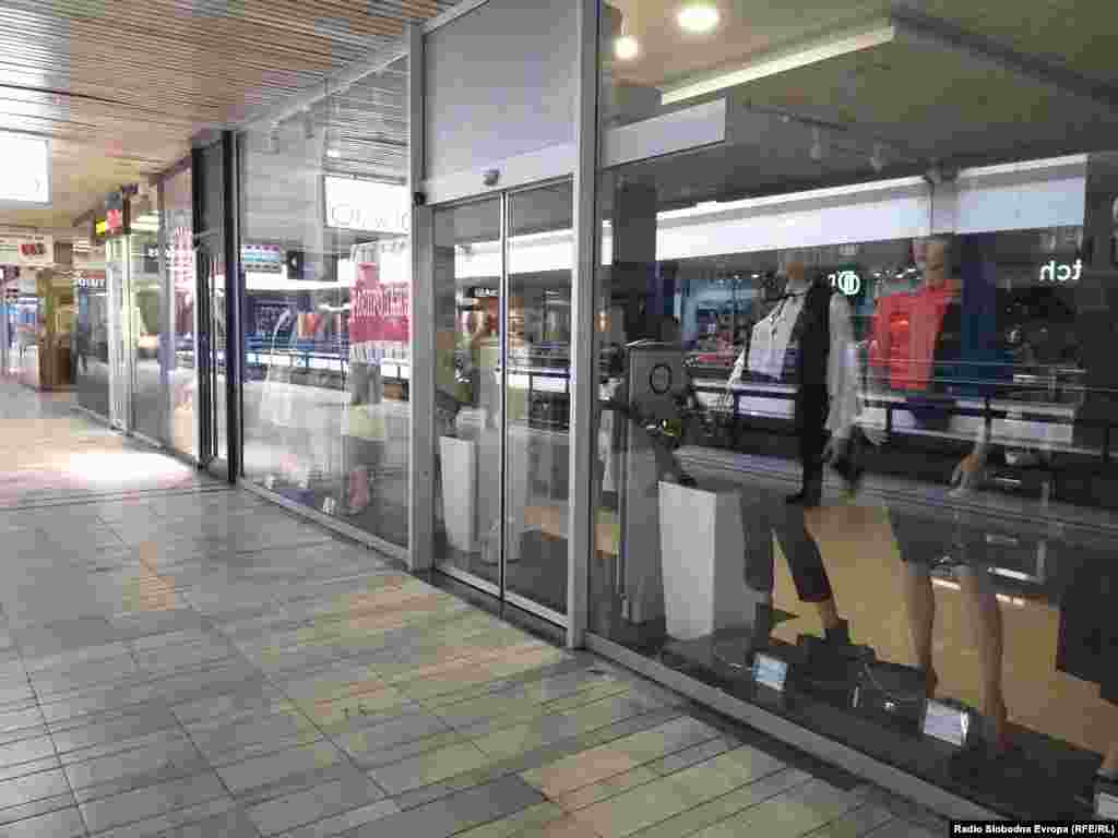 Zatvorene radnje u centru Skoplja zbog pandemije korona virusom, 20. mart, 2020. 