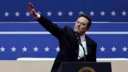 Время Свободы: "Неуклюжий, но не нацистский". Споры вокруг жеста Илона Маска  Время Свободы: "Неуклюжий, но не нацистский". Споры вокруг жеста Илона Маска