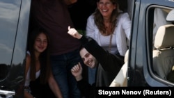 Izraelski taoci i palestinski zatvorenici vraćaju se kućama