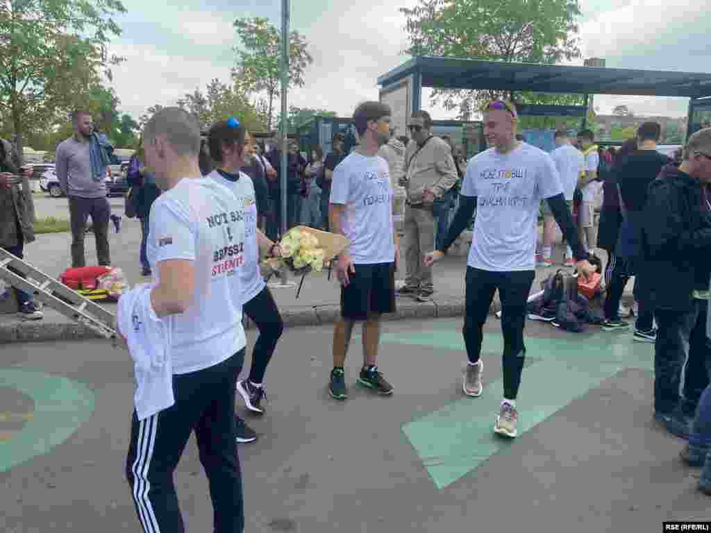 Studenti i studentkinje će trčati po grupama koje će se menjati nakon određenog broja pređenih kilometara.