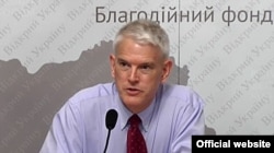 Стівен Пайфер