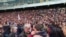 Тисячі прихильників Порошенка прийшли на НСК «Олімпійський» – відео