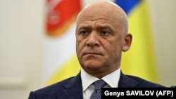 «Черговий удар ворога по інфраструктурі. Через масштаб руйнувань в Одесі відключено від електроенергії всіх споживачів, окрім критичної інфраструктури», – Геннадій Труханов