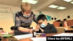 Škola u vrijeme pandemije korona virusa, Kazahstan (2. mart)