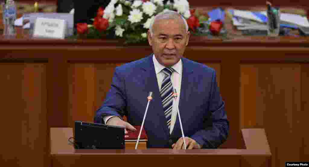 Кубанычбек Жумалиев (с 14 марта 1998 года по 23 декабря 1998 года). 