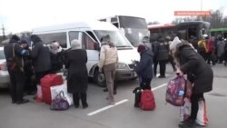 Запорізька область: евакуйовані про життя міста, що опинилося у тилу російської армії (відео) Запорізька область: евакуйовані про життя міста, що опинилося у тилу російської армії (відео)