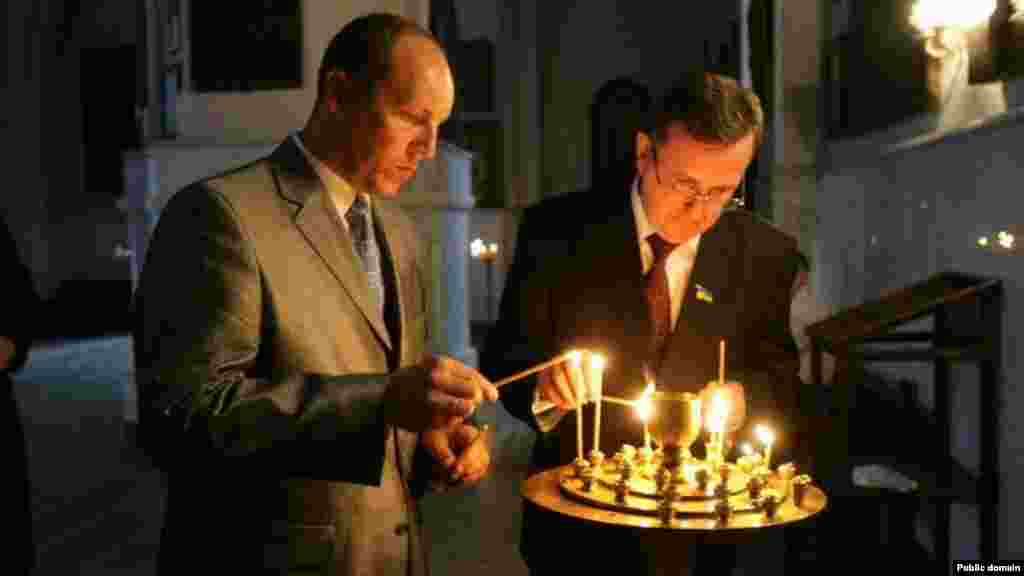 Андрій Парубій (ВО «Батькіщина»), фото з Facebook