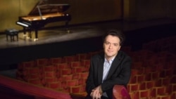 Дедушка и бабушка говорили на идише Дедушка и бабушка говорили на идише