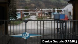 Ulaz u fabriku FAP, Priboj