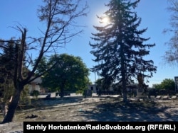 На місці російського бомбового удару