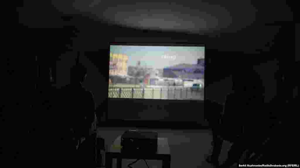 Фільм «Гамер» зняли 2011 року. Це історія про кримському юнака, який будує кар'єру кіберспортсмена