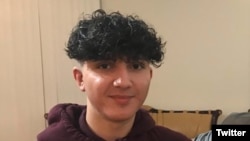 آراد زارعی کلاس دوم دبیرستان بود که کشته شد