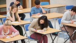 Podgorički studenti o državnim i privatnim fakultetima Podgorički studenti o državnim i privatnim fakultetima