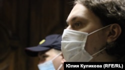 Юрий Хованский в суде, архивное фото