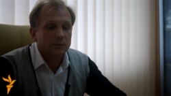 Чинний депутат міськради Слов'янська розповів, що заслуг Олексія Азарова у виділенні бюджетних коштів немає Чинний депутат міськради Слов'янська розповів, що заслуг Олексія Азарова у виділенні бюджетних коштів немає