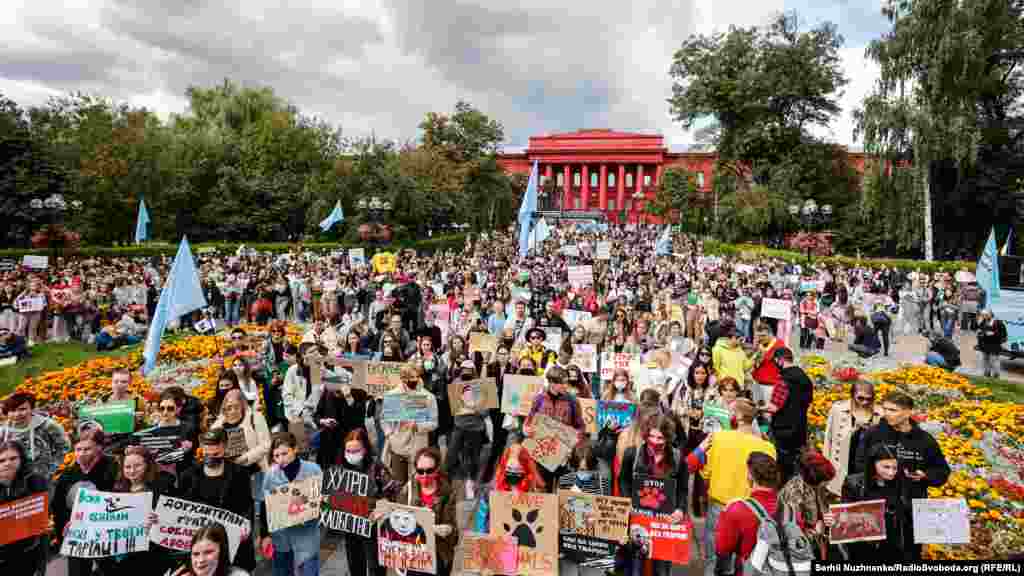 Всеукраїнський марш за права тварин. Цього року він пройшов під гаслом «Захист слабких – справа сильних!». Київ, 5 вересня 2021 року. БІЛЬШЕ ІНФОРМАЦІЇ ТА СВІТЛИН У ФОТОГАЛЕРЕЇ