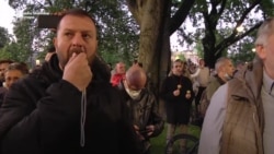 Protest 'Bukom protiv diktature' ispred Predsedništva u Beogradu Protest 'Bukom protiv diktature' ispred Predsedništva u Beogradu