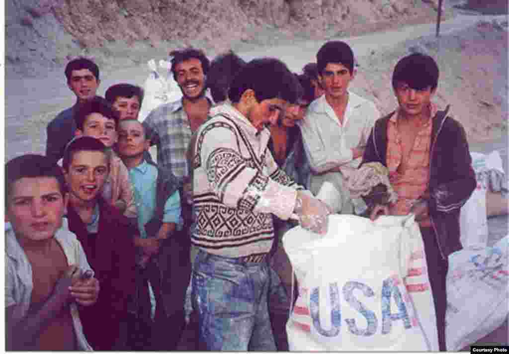 Кампи Сахӣ, яке аз урдугоҳҳои фирориёни тоҷик дар Афғонистон. Соли 1993