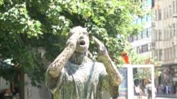 Skulptura Srebreničanina Skulptura Srebreničanina