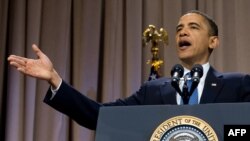 Президент Барак Обама закликає врегулювати операції на фондовій біржі. Нью-Йорк, 23 квітня 2010 року