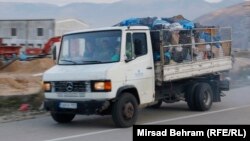 Okupljanje ispred deponije Uborak pored Mostara, 5. decembar, 2019.