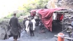 د سکرو کانکیندونکي د کار پر مهال ژغورنه غواړي د سکرو کانکیندونکي د کار پر مهال ژغورنه غواړي