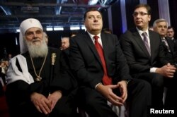 Dodik u društvu sa patrijarhom Srpske pravoslavne crkve Irinejom i predsednikom Srbije Vučićem, Banjaluka, 9. januar 2016.