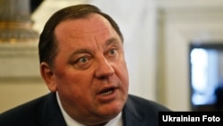 Петро Мельник 