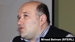 Aktuelno rukovodstvo SDA i njen predsjednik Bakir Izetbegović pokazuje jednu vrstu snishodljivosti prema zahtjevima turskog predsjednika: Senad Pećanin