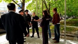 Голодовка валютных заемщиков "Абсолют банка" Голодовка валютных заемщиков "Абсолют банка"