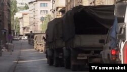 Kamioni JNA u Dobrovoljačkoj 3. maja 2016.