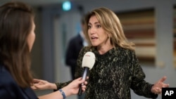 „Iresponsabili!” Dilan Yesilgöz, șefa partidului de centru dreapta din coaliția olandeză, condamnând decizia extremiștilor, la Haga.