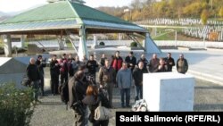 Ratni veterani iz Srbije odali počast žrtvama genocida u Srebrenici