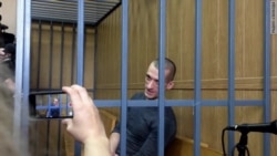 "Бьют так, чтобы следов меньше оставалось" "Бьют так, чтобы следов меньше оставалось"