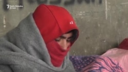 Sklonište od kiše u napuštenom hangaru Sklonište od kiše u napuštenom hangaru