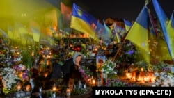 რუსეთთან ომში დაღუპული უკრაინელი მებრძოლების სასაფლაო ლვოვში